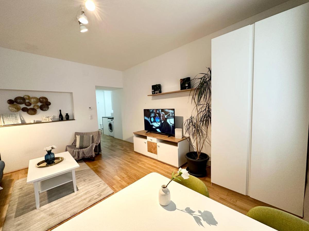 Book-A-Room Panda-Apartments Viena Exterior foto